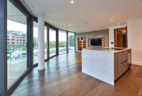 6, Goldhurst House, Parr's Way, London W6 9AN