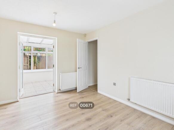 Kitchen/Dining area