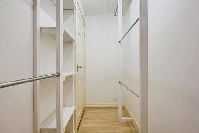 2 bed Apartment for sale Image 12