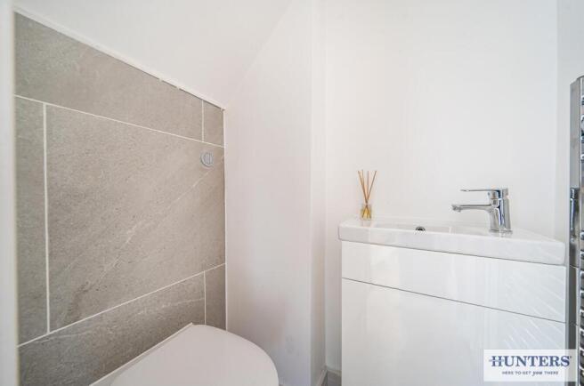 4 bed Semi-Detached for sale Image 8