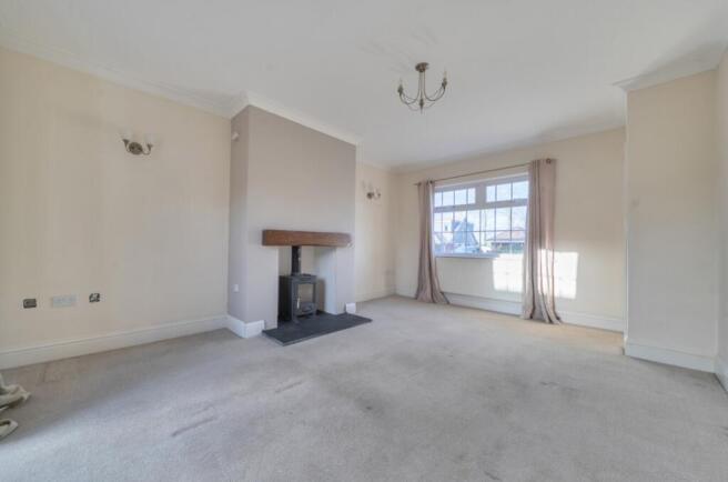 Poplar Road, Healing, Grimsby, Lincolnshire, DN41 photo 4