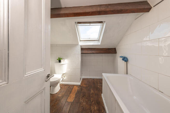 6 bed Block of Apartments for sale Image 9