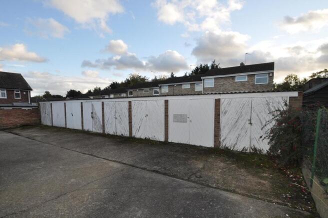 Garage En-block