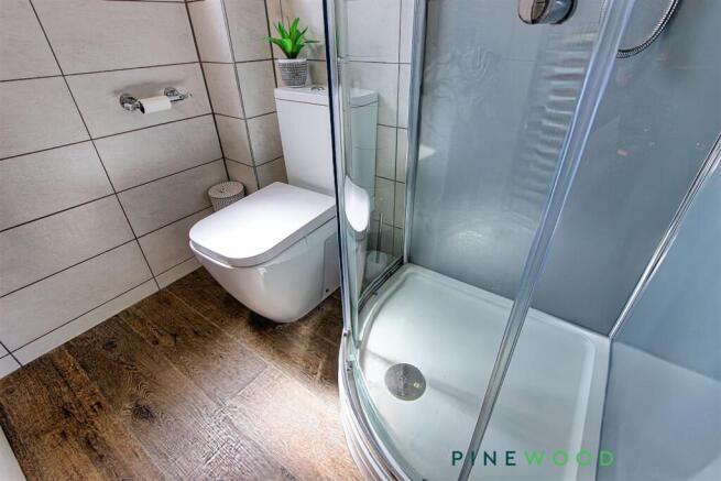ensuite shower room