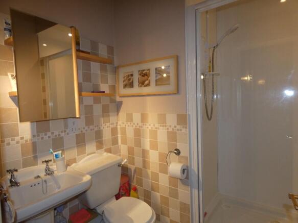 1 bed Flat for sale Image 6