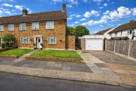 Ambleside Avenue, Hornchurch, RM12