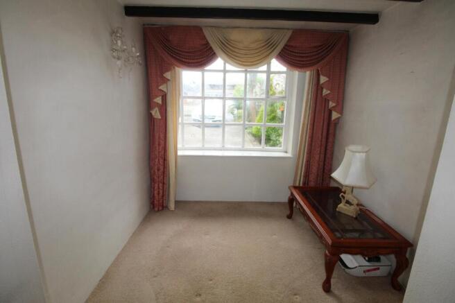 3 bed House to rent Image 5