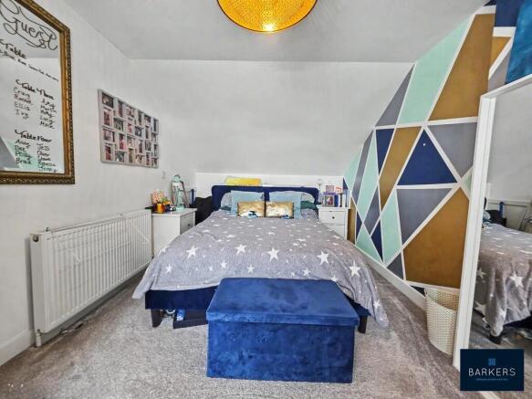 3 bed Town House for sale Image 7