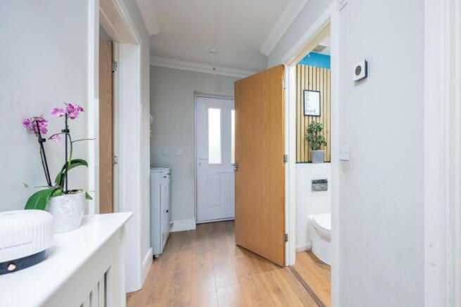 33_Nassau_Drive_Crowborough_TN62GT_RootsPropertyMa