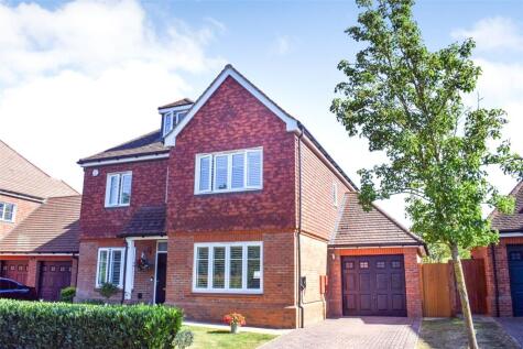Cuckoo Crescent, Blackwater, Camberley, Hampshire, GU17