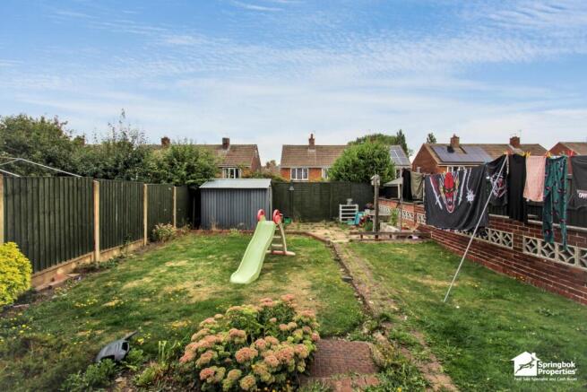 3 bed Semi-Detached for sale Image 9