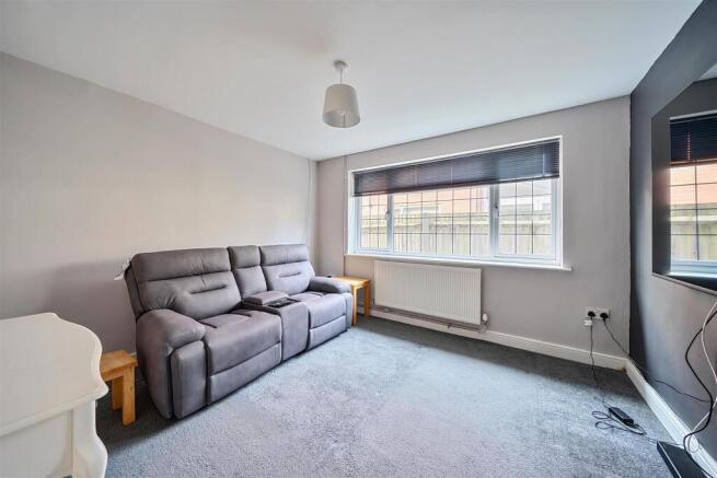 Bedroom/Reception Room