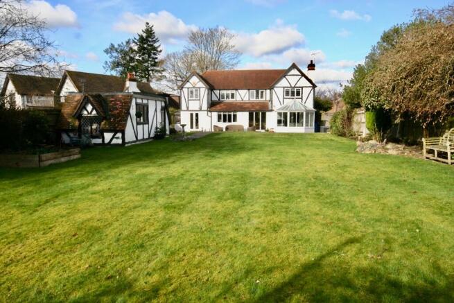 Joiners Lane, Chalfont St Peter SL9 photo 4