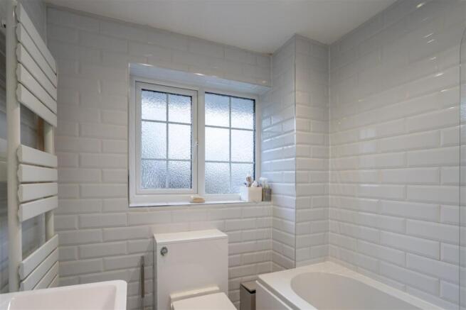 Family Bathroom.jpg