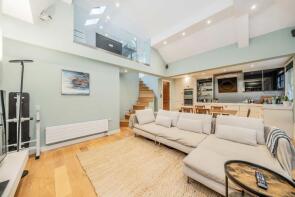 Second Floor Flat, 8, Holland Park Avenue, London W11 3QU