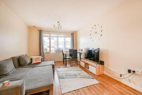 Luminosity Court, Ealing, London, W13
