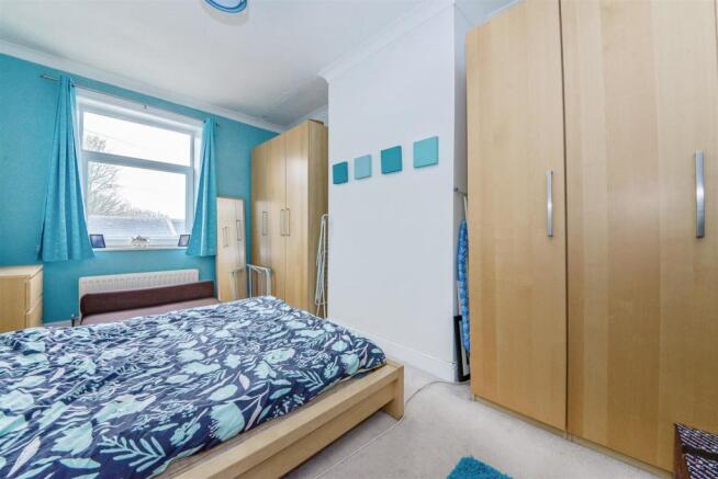 BED 1.jpg