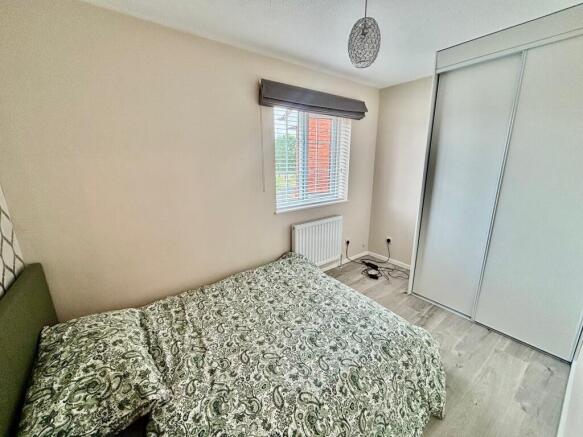 2 bed House to rent Image 9