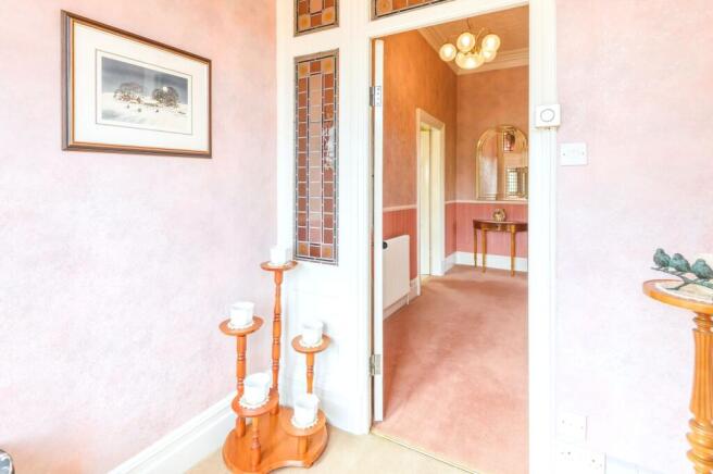 3 bed Semi-Detached for sale Image 8