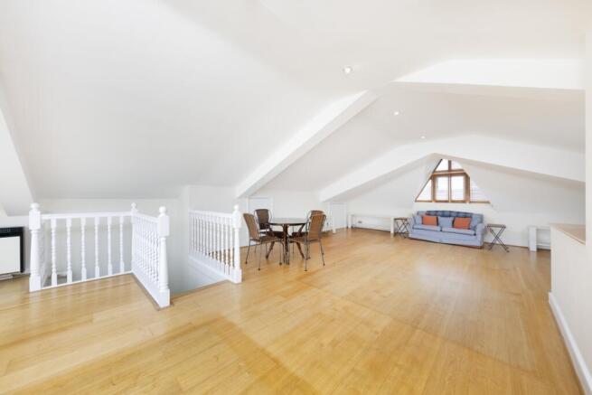 Eagle Wharf F51 -...