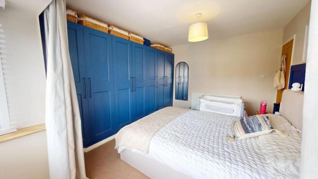 3 bed Semi-Detached for sale Image 10
