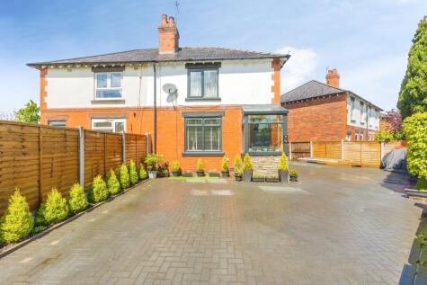 Moss Lane, Macclesfield, SK11