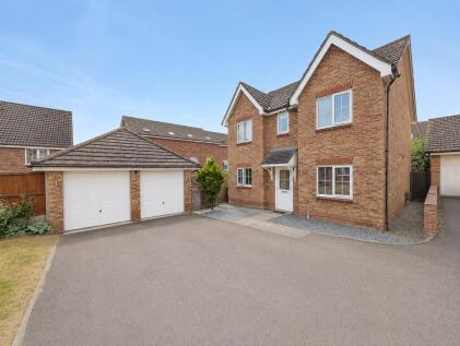 Herbert Close, Sudbury, Suffolk, CO10
