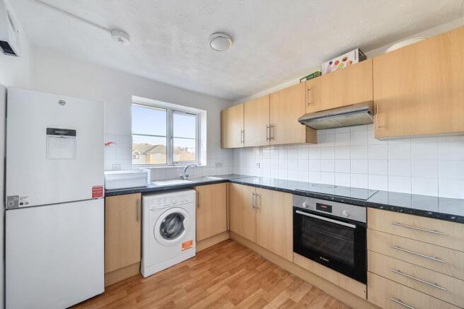Beaufort Close, London, E4 photo 4