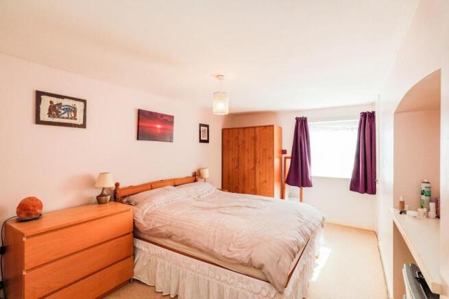 1 bed Flat for sale Image 7