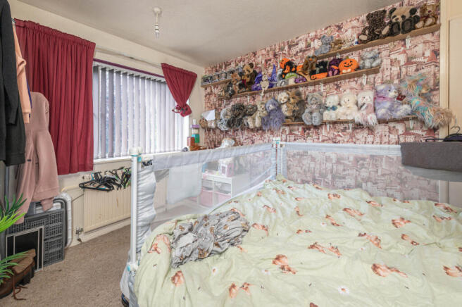 4 bed Terraced for sale Image 8