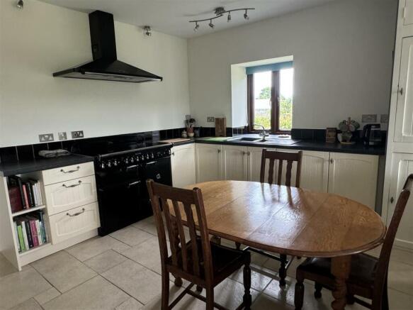 Open plan kitchen/lounge/diner
