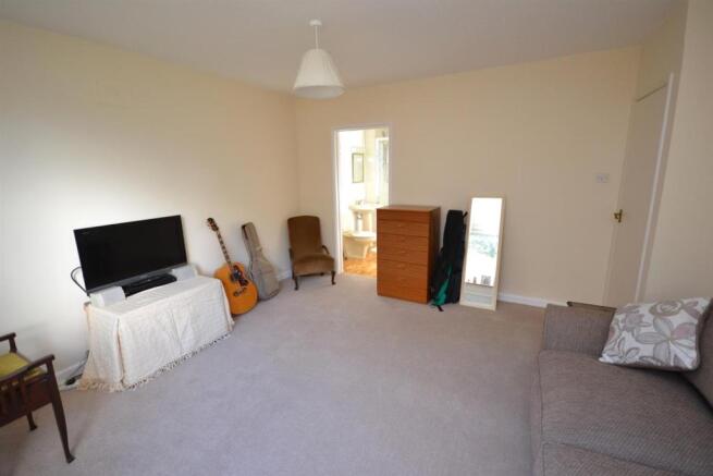 Bedroom One 1 (11).jpg