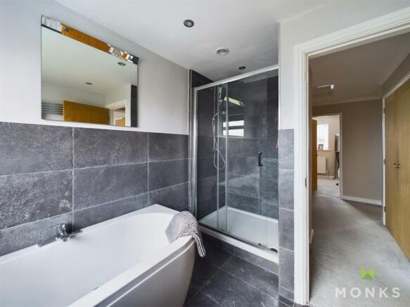 CAM01420G0-PR0242-STILL008.jpg