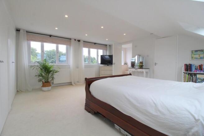 BEDROOM 1 (Photo ...