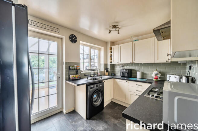 bb566844ebd440f7b13a843bc955ac09