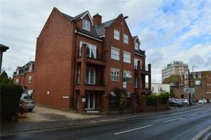 6, Priory Mews, Haywards Heath RH16 4TZ