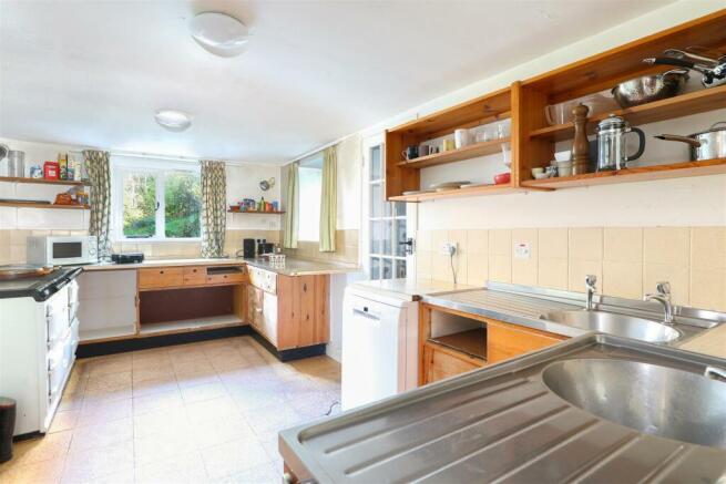 KITCHEN.jpg