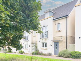 11, Admiral Way, Exeter EX2 7GA