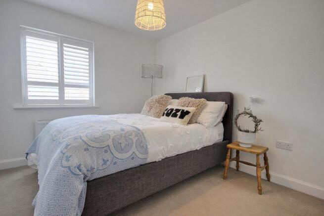 4 bed Detached for sale Image 11