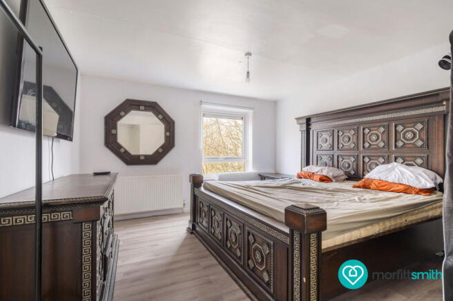 1 bed Flat for sale Image 4