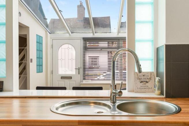2 Moorfield 16.jpg