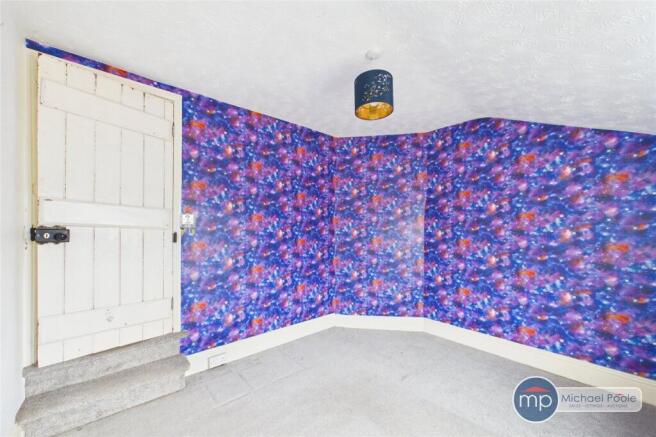 3 bed Terraced for sale Image 11
