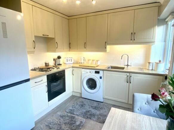 B/Kitchen