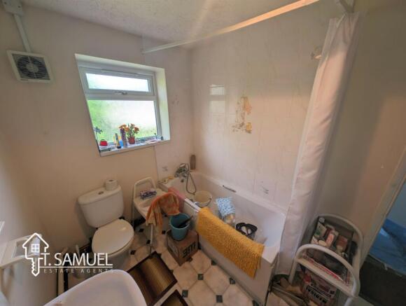 Bathroom 2