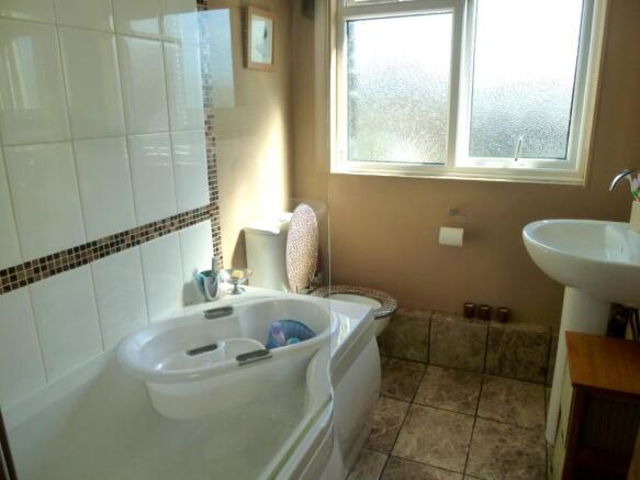 Photo 6