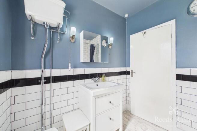 3 bed Semi-Detached for sale Image 12