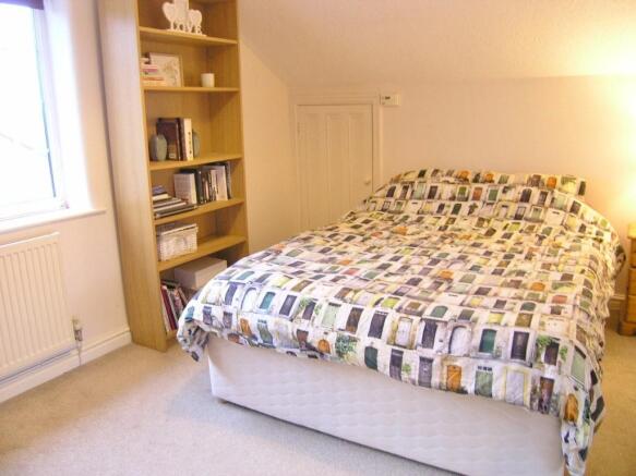 Bedroom 1 - 1