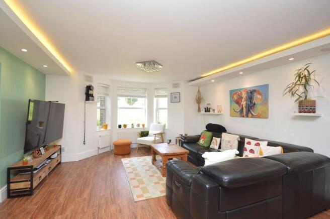 Lounge/Kitchen/Dining area