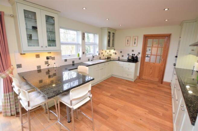 Dining kitchen