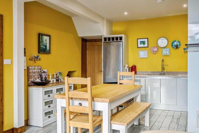 4 bed End of Terrace for sale Image 7